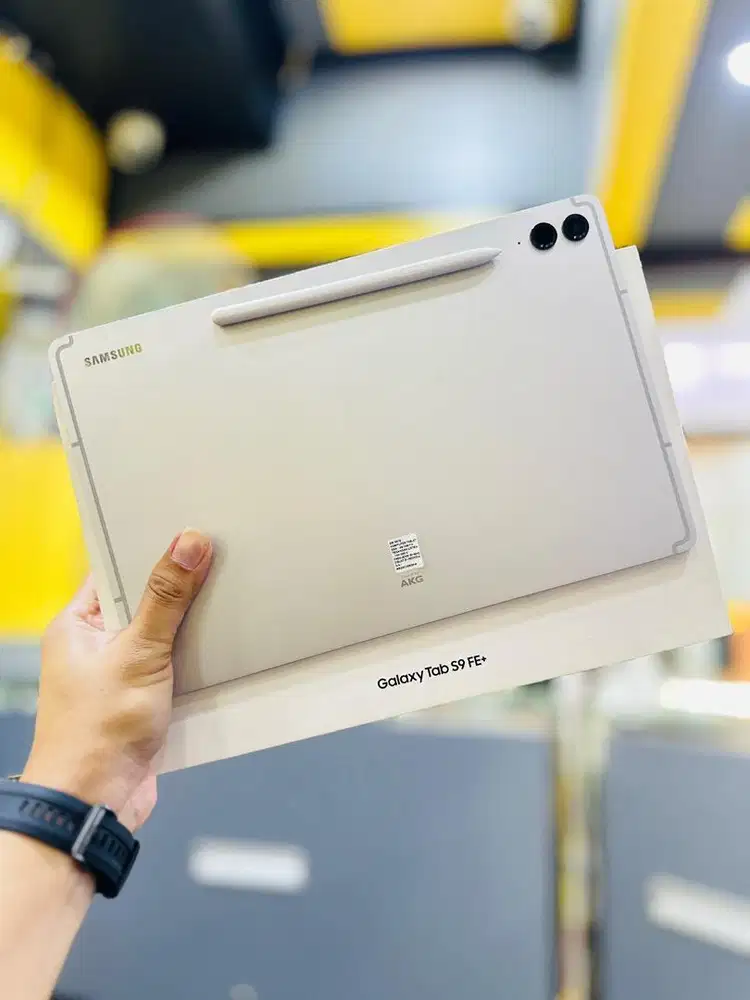 Samsung Tab S9 FE Plus 8/128 Like new