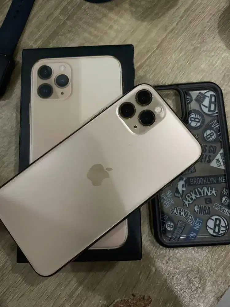 iphone 11 pro 64GB