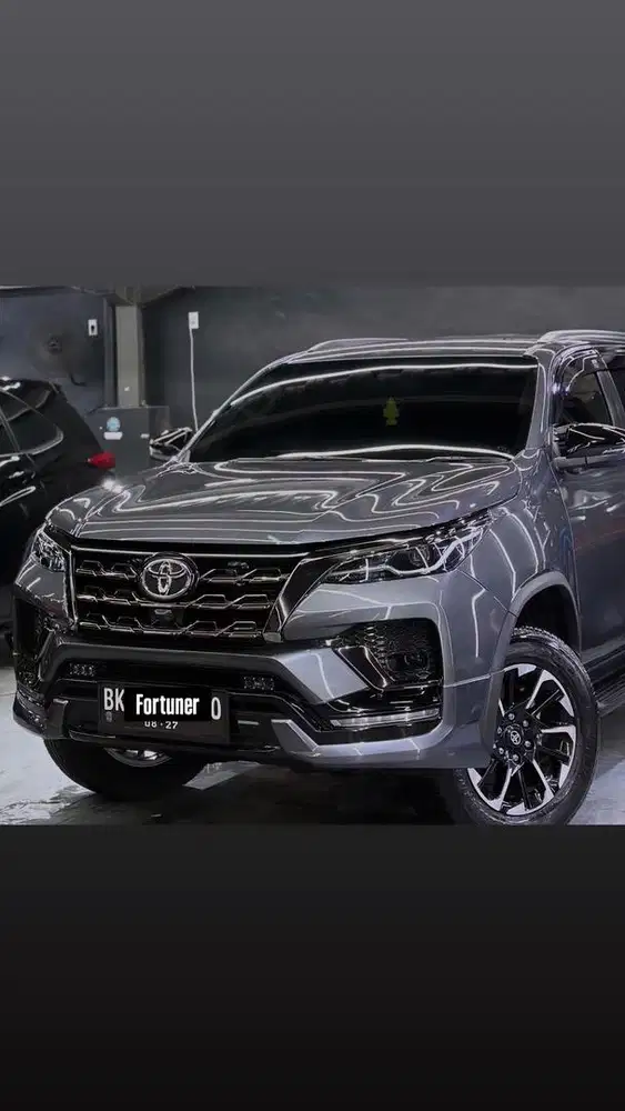 Toyota Fortuner 2.8 GR Sport 2022 Abu-abu