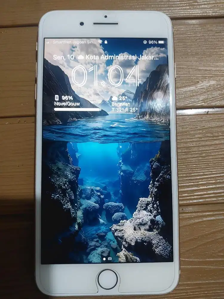 Iphone 8 plus 64GB Ex Inter All Op No Minus Fullset