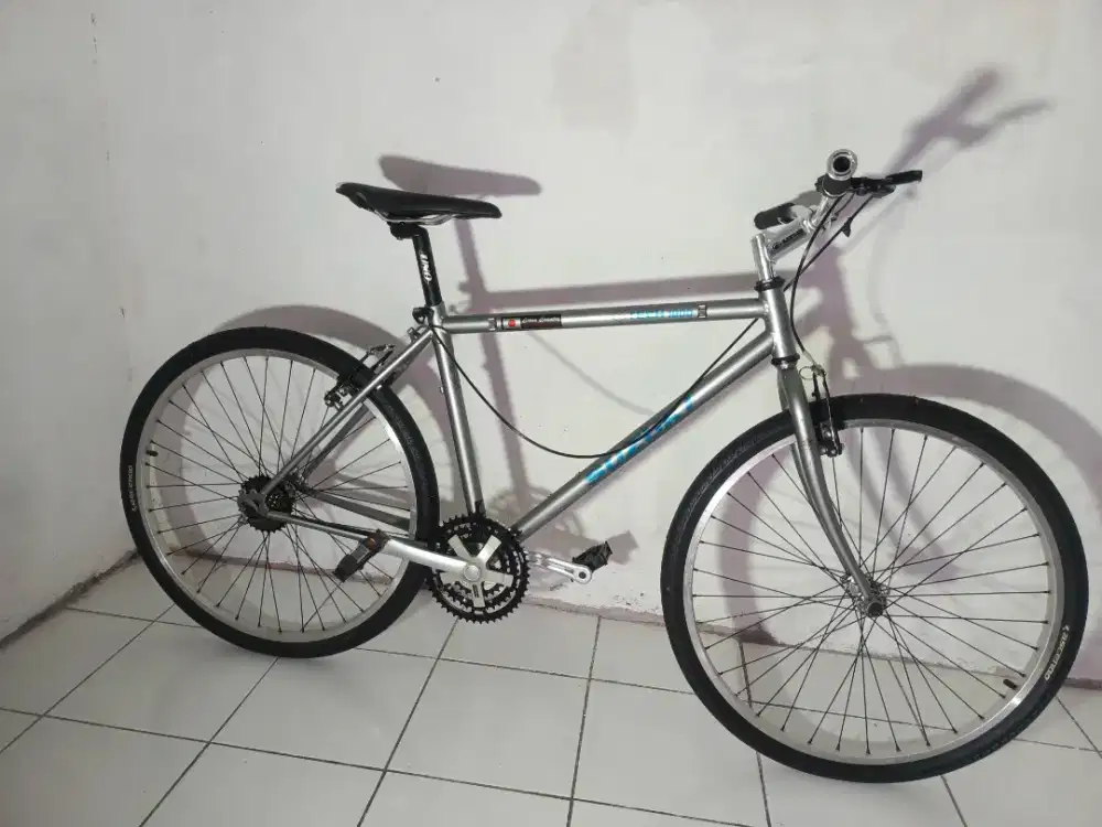 Fs sepeda Suzuki Tech 1000