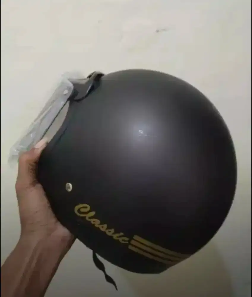 Dijual cepat 6 Helm Bogo classic Pria wanita murah