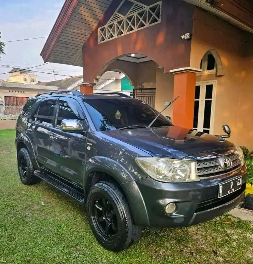 Toyota Fortuner 2010 Diesel