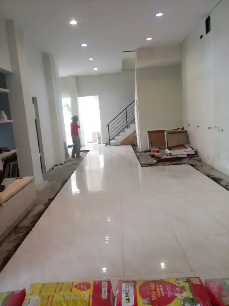 pasang keramik granit bangun rumah jogja