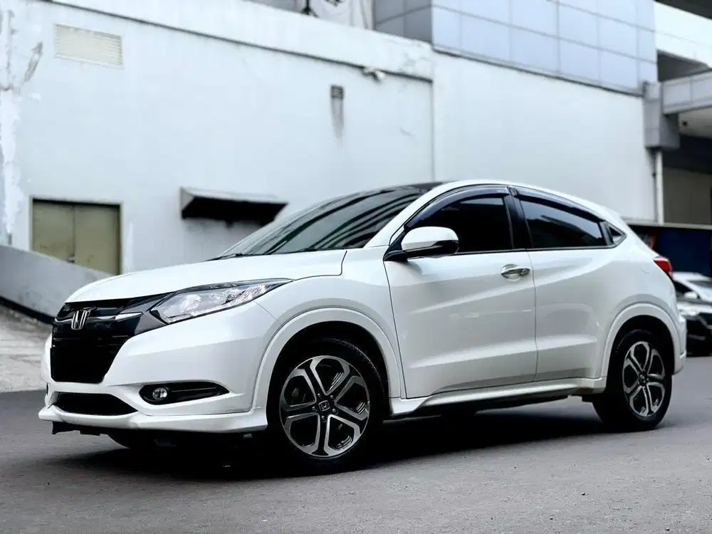 GRAB IT FAST! HONDA HRV 1.8 PRESTIGE AT 2018