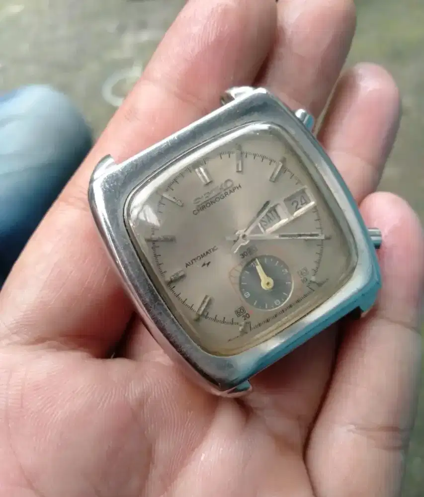Jam tangan Seiko monaco