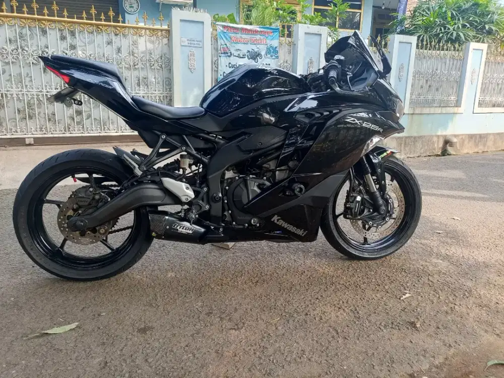 Kawasaki ninja zx25r 2022 like new surat lengkap