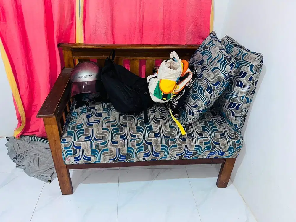 Sofa ruang tamu satu set