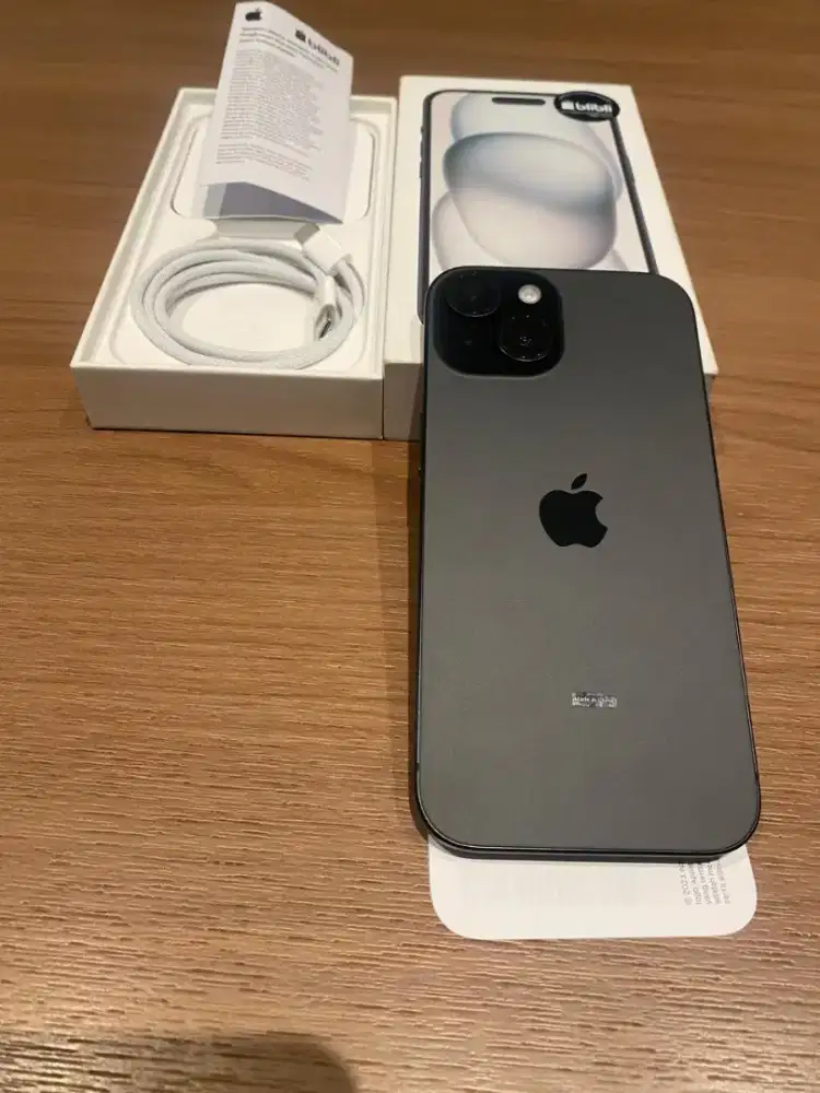Iphone 15 128 GB Blibli Black