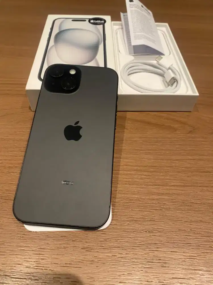 Iphone 15 128 GB Blibli Black