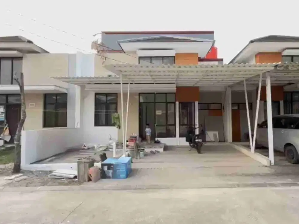 Disewakan rumah 2 lantai  baru selesai renovasi cluster villagio citra raya Tangerang