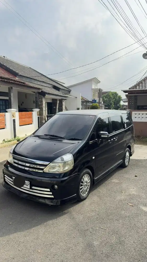 JUAL MURAH serena hws autech 2010 tipe tertinggi BE kodya a/n pribadi