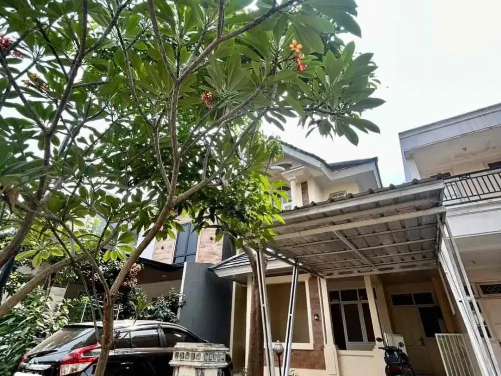 Disewakab Murah Rumah Dua Lantai Kota Wisata Cibubur