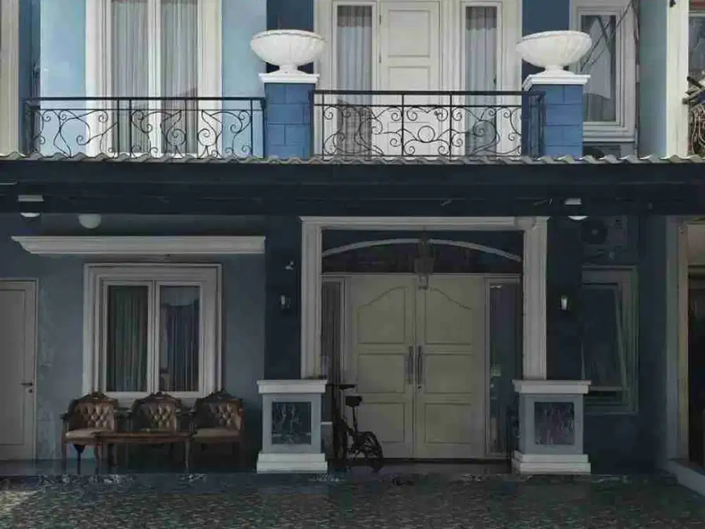 Dijual Rumah Mewah Siap Huni 5 KT di Golf Residence Modernland Tangerang