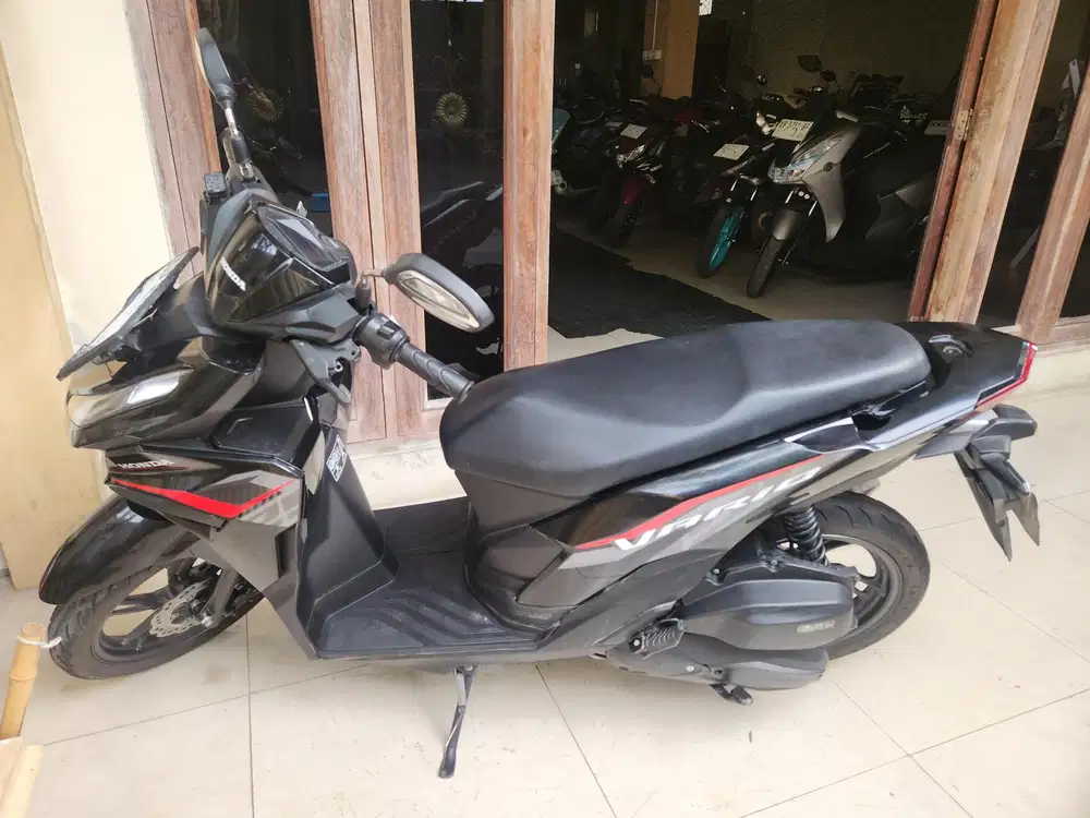Vario 125 k2v hitam glosy 2023 Gbm jogja