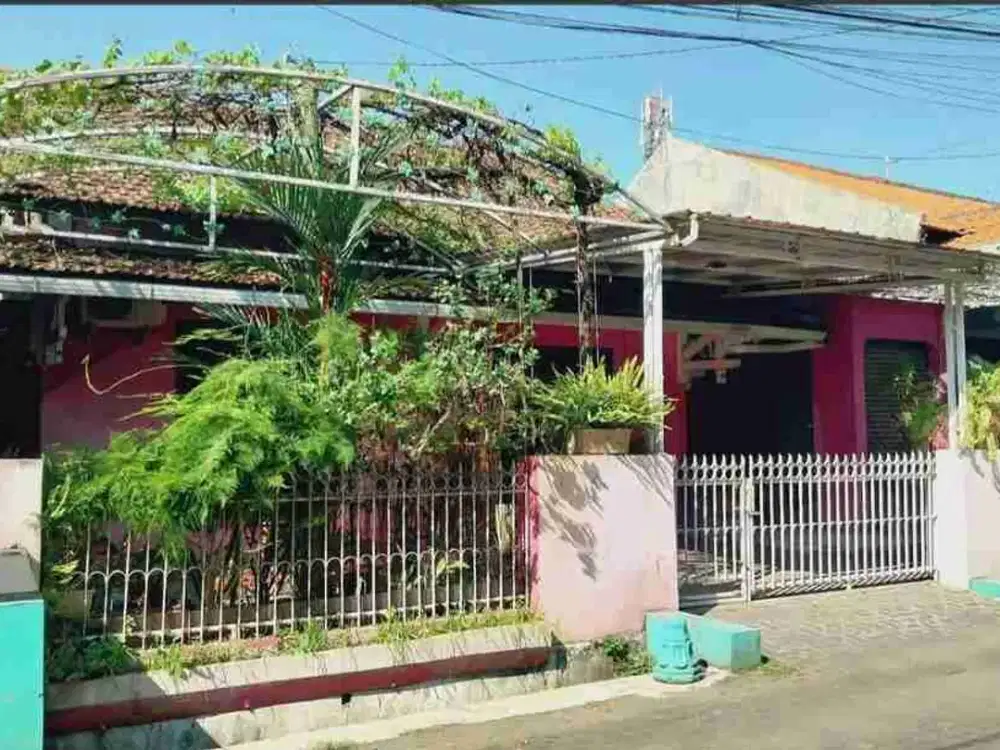 RUMAH DI JL SRI KUNCORO SEMARANG BARAT