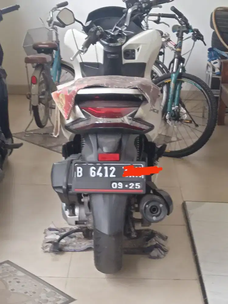 PCX 2020 warna putih
