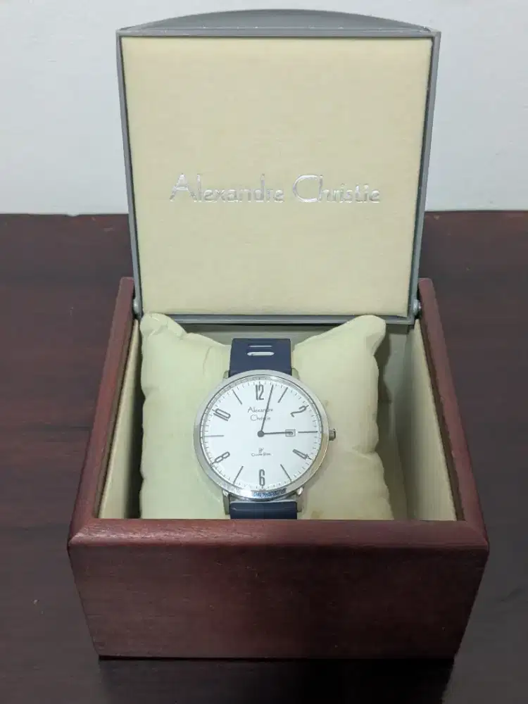 Dijual Cepat Jam Alexandre Christie