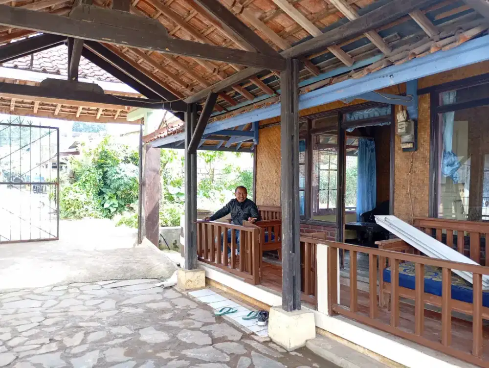 Tanah di jual lokasi cihelang
