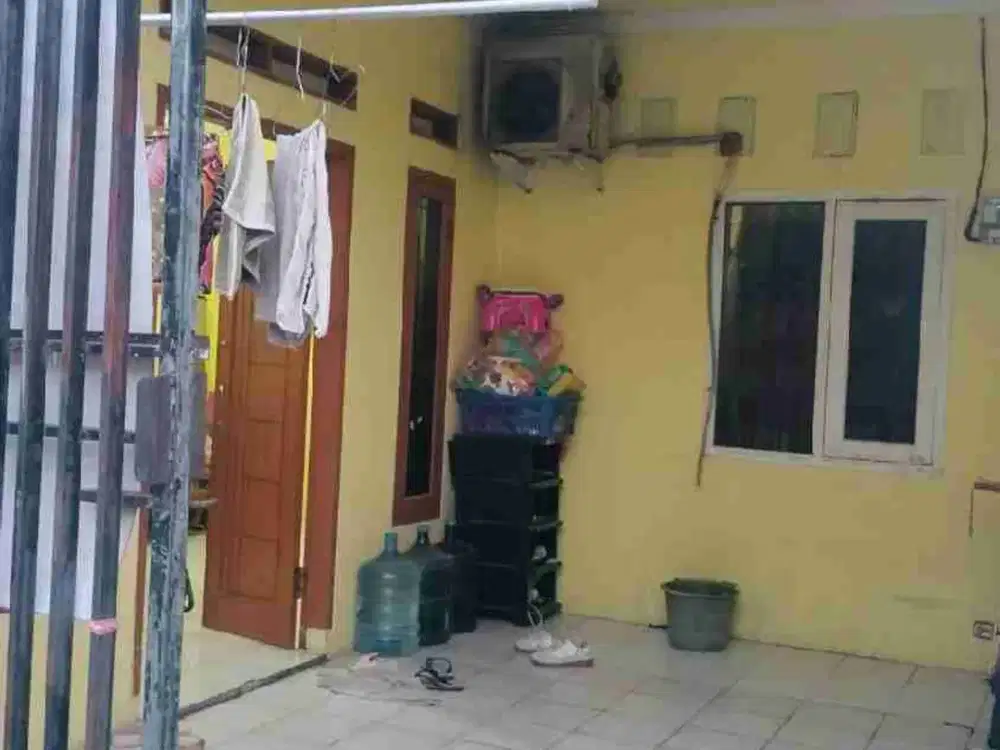 jual over rumah depan kampus Unpam pakupatan Serang Timur