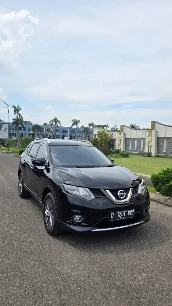 Nissan Xtrail 2.5 at 2015