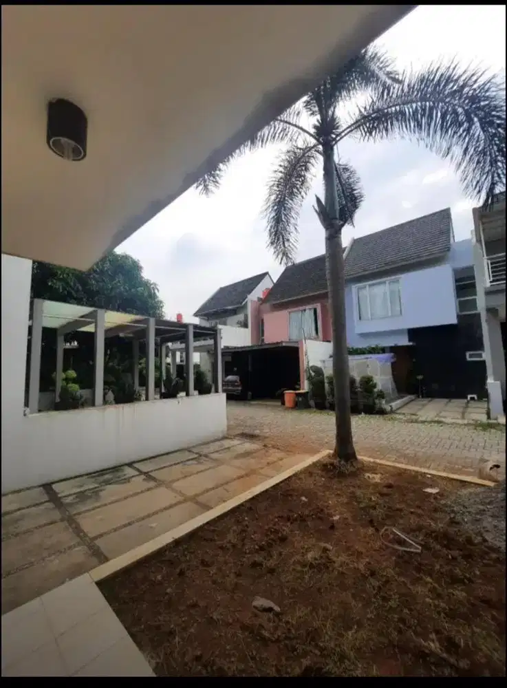 Di jual rumah baru BU kawasan strategi di Bintaro