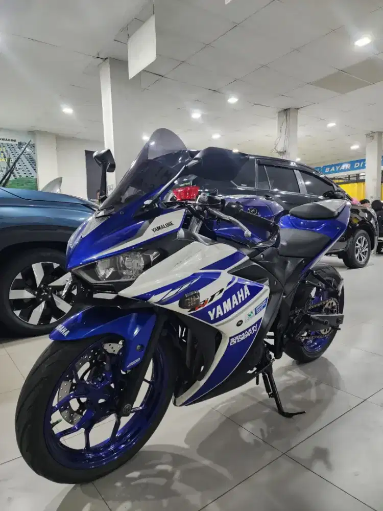 Di jual murah Yamaha R25 2014