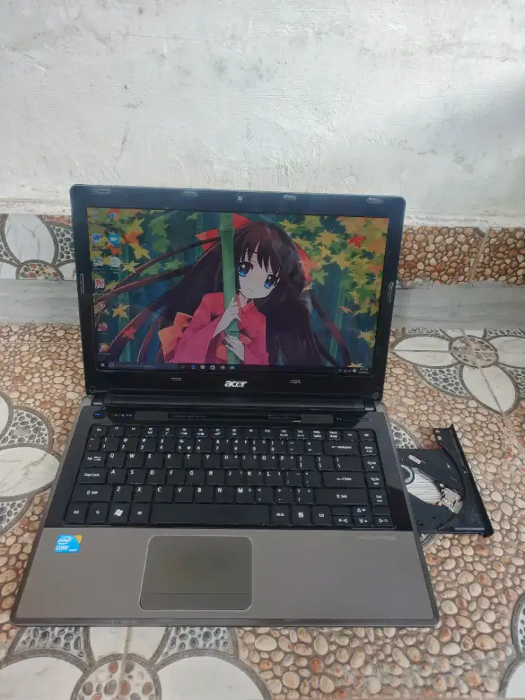 Laptop Acer Core i3 ram 8gb ssd 256gb win 10 batre awet siap pake