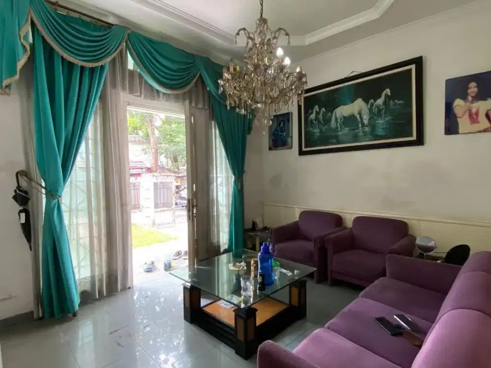Dijual Rumah Hook Full Furnished Siap Huni Lokasi di Mainroad Komplek Muara Bandung