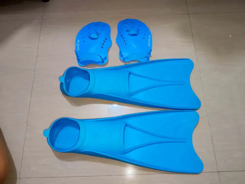 Fins Renang merk Cowfish