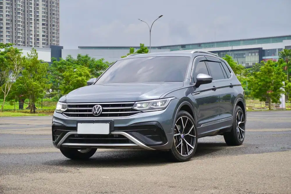 Volkswagen Tiguan Allspace Facelift 2024 / 2025 Grey Abu DP Ringan