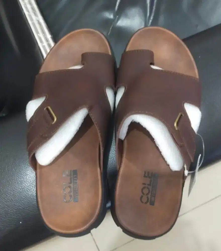 Sandal Merk Cole coklat uk 40