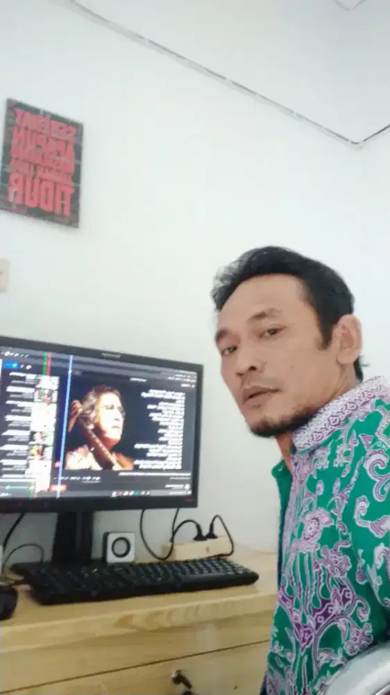 Mencari pekerjaan driver kantor/pribadi