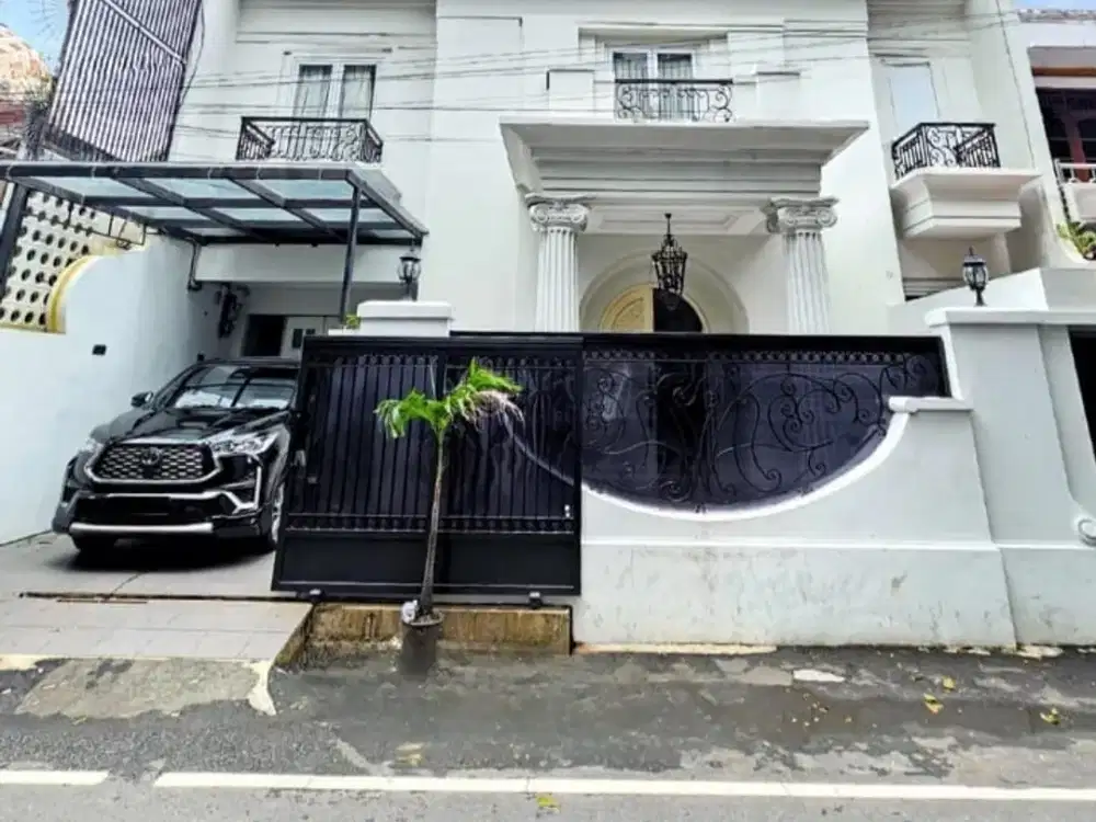 Rumah 2 Lantai di Tebet Jakarta Selatan. Akses 2 Mobil dan SHM