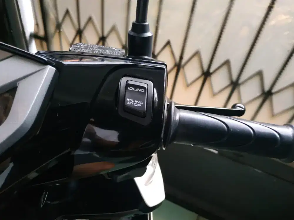 Vario 125 cc  th 2014  ISS idling stop istimewa km rendah