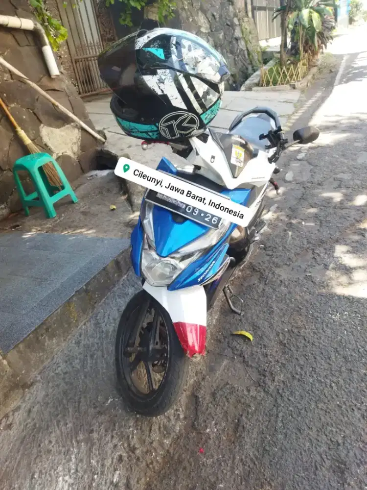 Jualan motor Honda beat CBS fi THN 2016 Ss lengkap STNK BPKB.