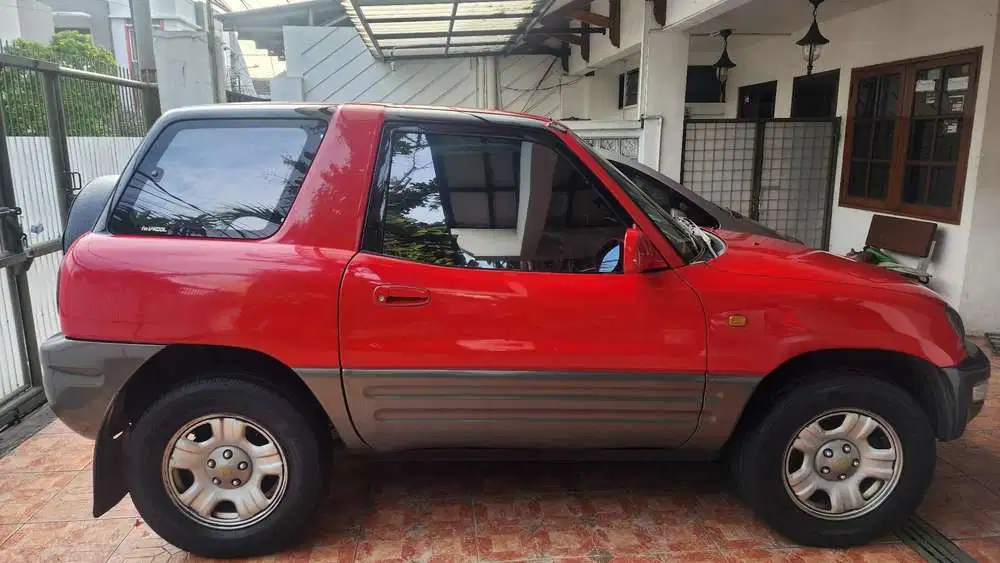 Toyota RAV4 2000 Bensin