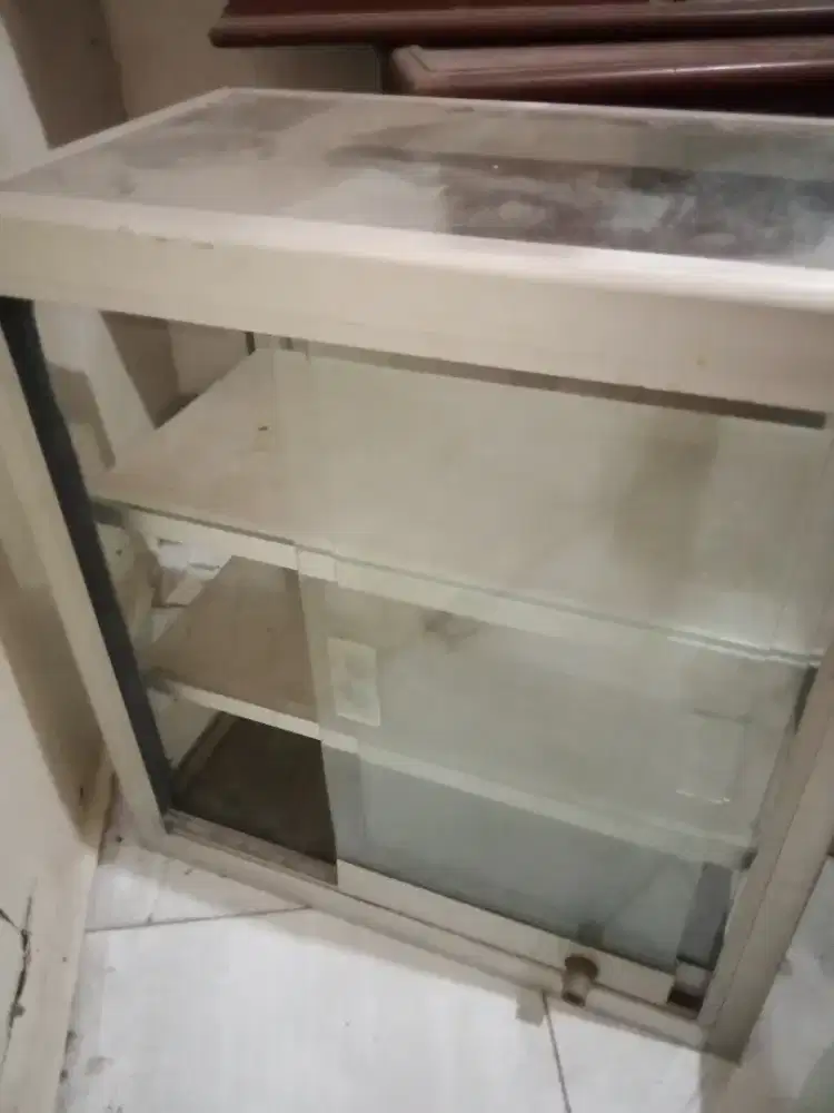Dijual etalase mini