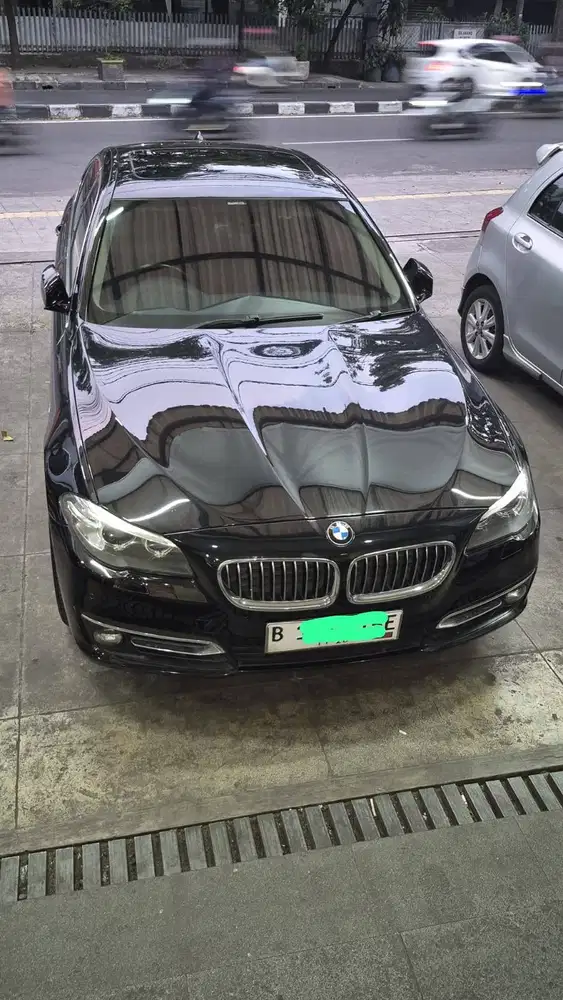 DIJUAL CEPAT BMW 520I LUXURY 2016