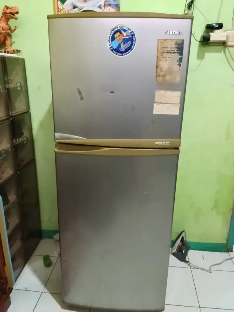 Kulkas samsung 2 pintu