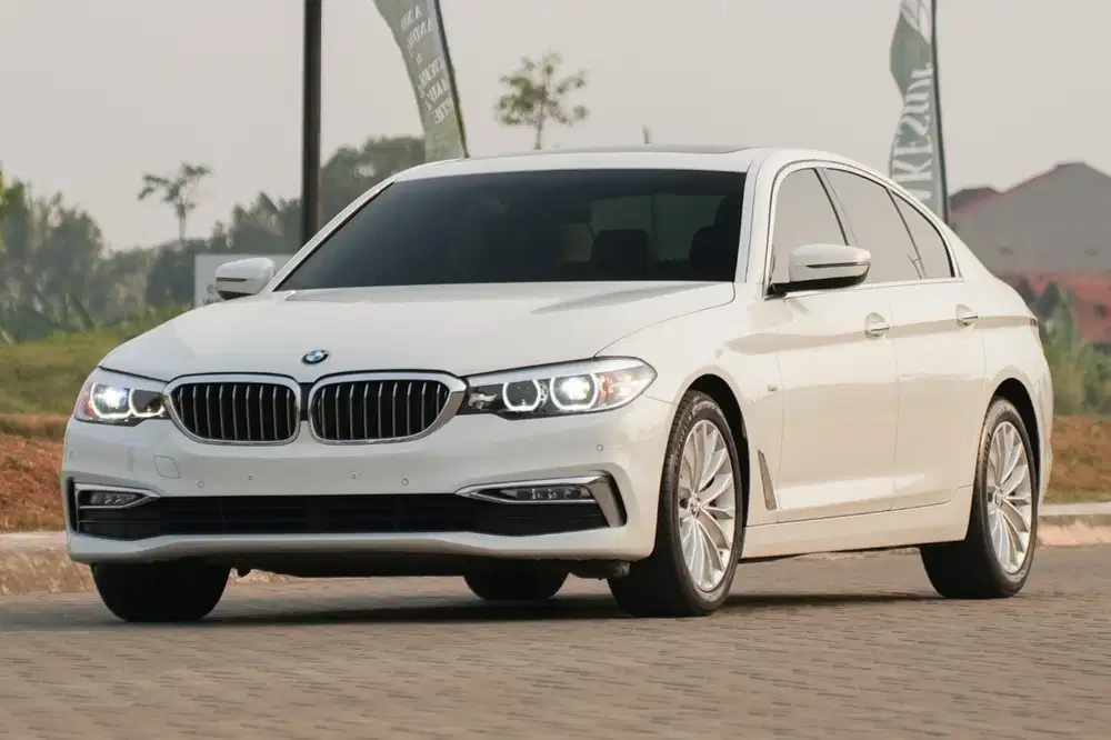 BMW 530i Luxury 2017 (G30)