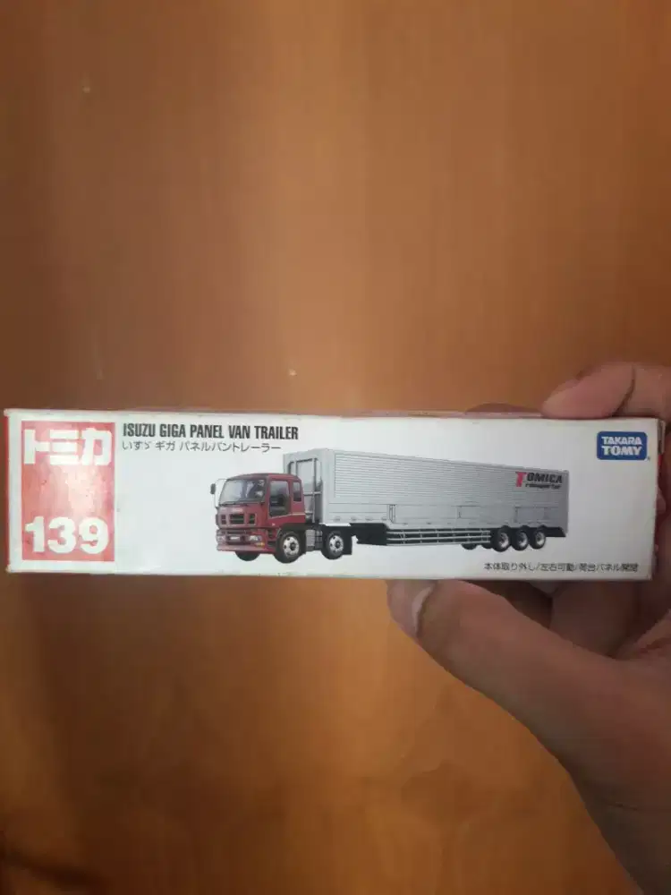 ISUZU GIGA PANEL VAN TRAILER