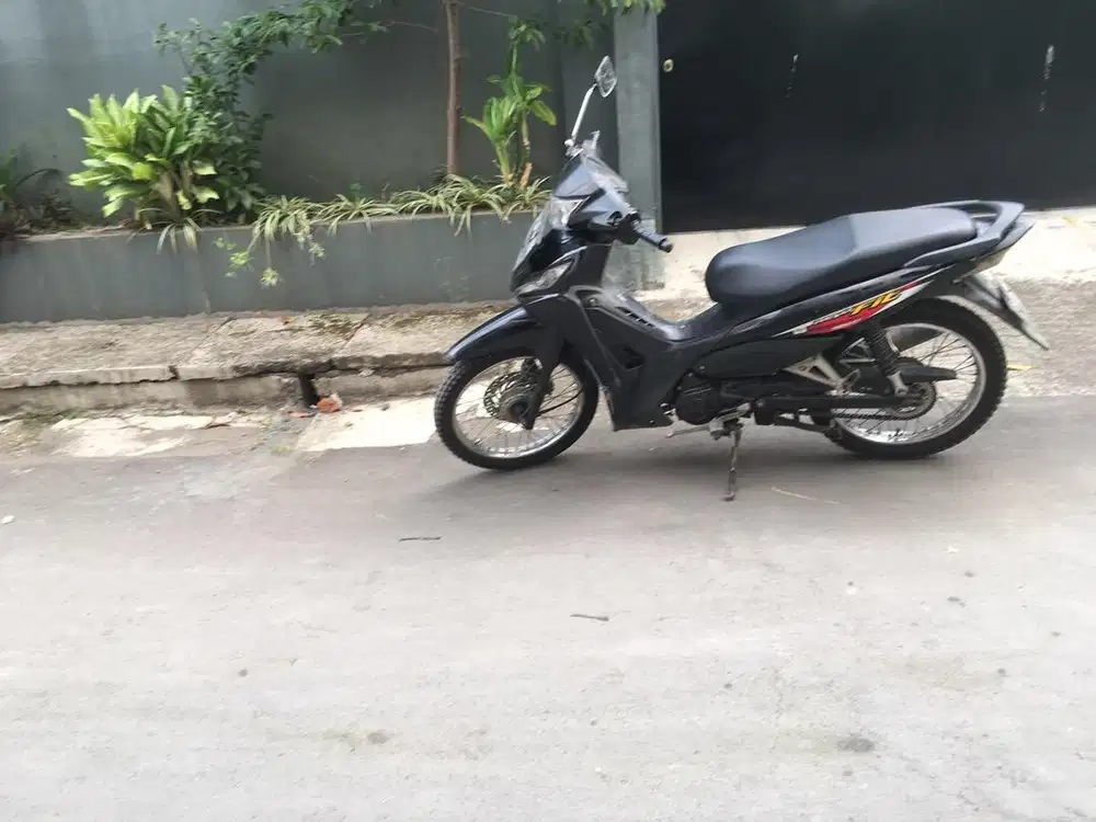 Jual motor Revo FI thn 2020(D) mls