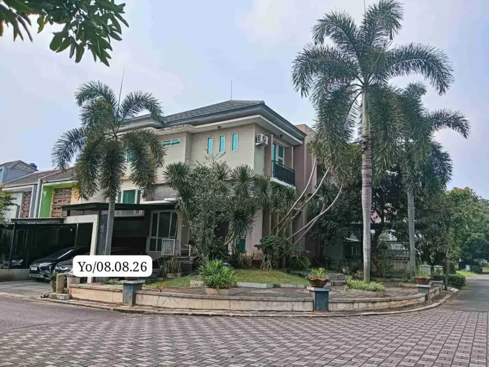 Di jual rumah hoek dalam cluster favorite siap huni. CitraGran Cibubur.