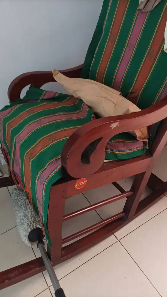Kursi Goyang besar