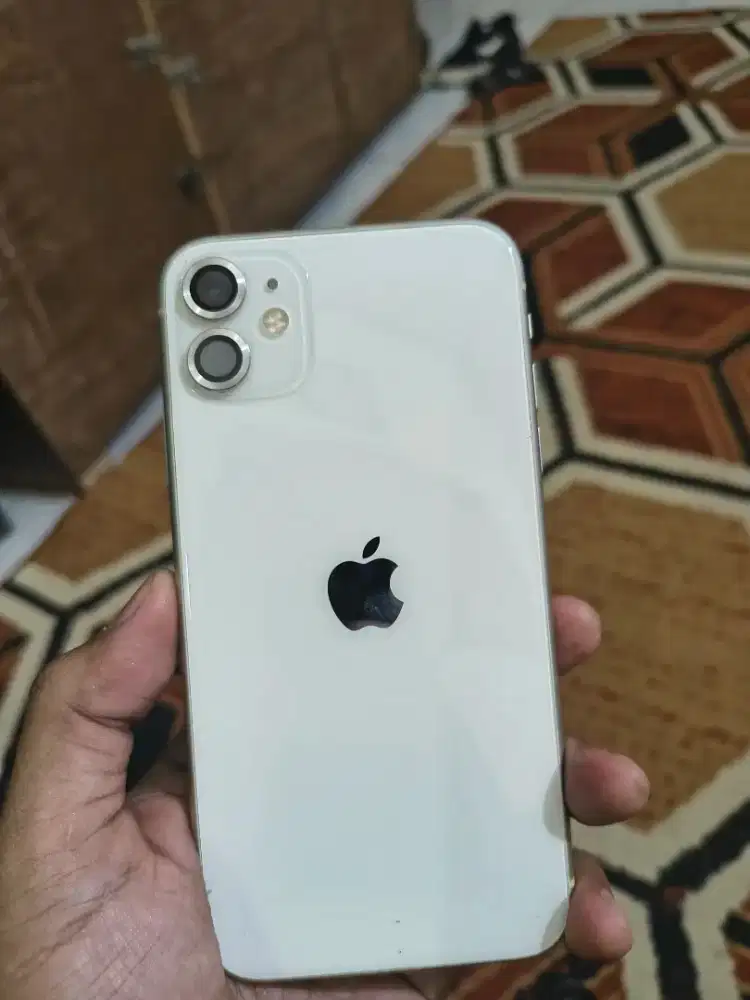 iPhone 11 64gb , distributor GND