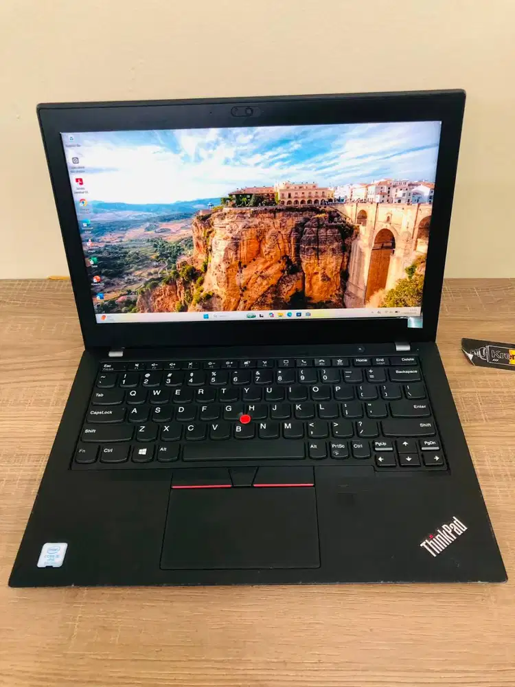 Laptop Lenovo Thinkpad X280 8 GB Murahh