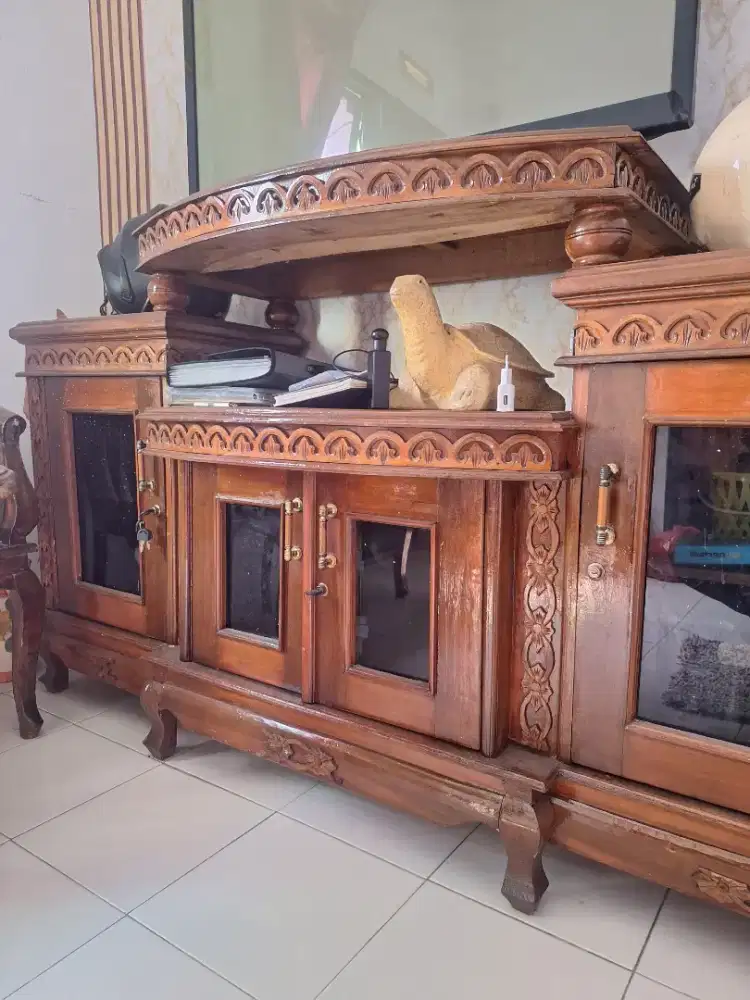 Buffet tv ukiran asli kayu Jati 4 Pintu