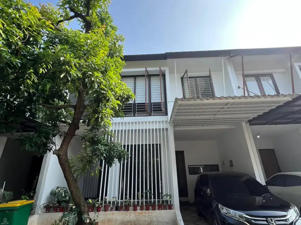 Rumah 2 Lantai di Jagakarsa Jakarta Selatan. Dalam Cluster, SHM