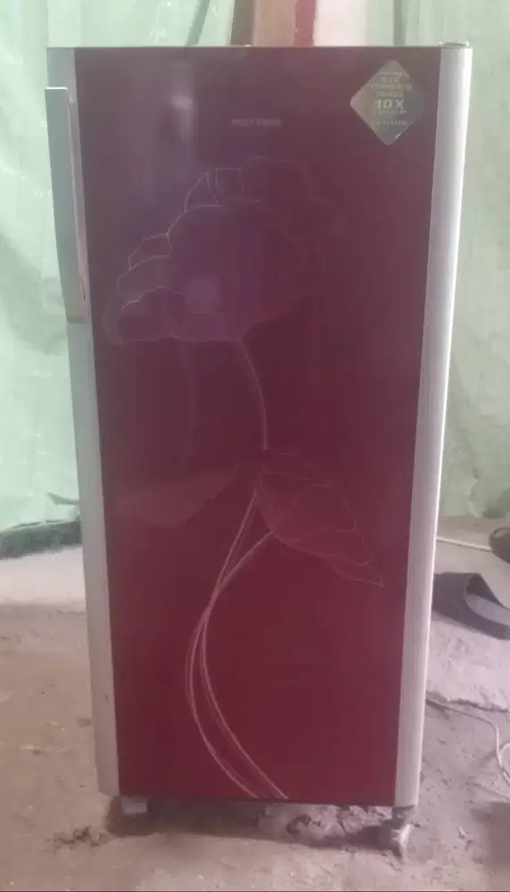 Kulkas 1 pintu POLYTRON.( Diantar Free Dalam Kota Padang  Luar Kota Pa
